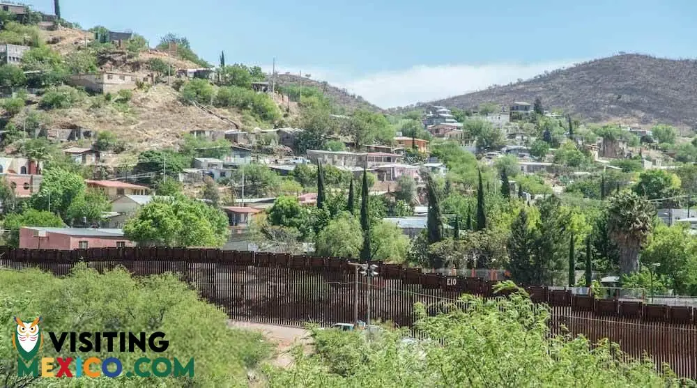 Nogales Sonora border fence